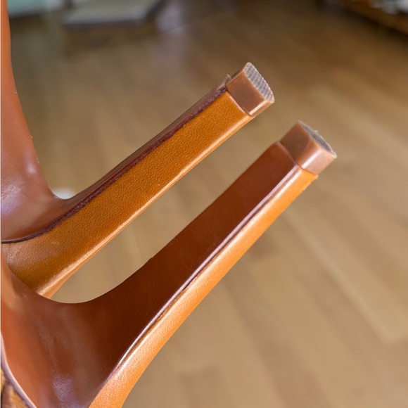 Tory Burch Size 8 Camel Tan and Gold Strappy Heels Metallic Leather Sandal Shoes - Picture 12 of 15